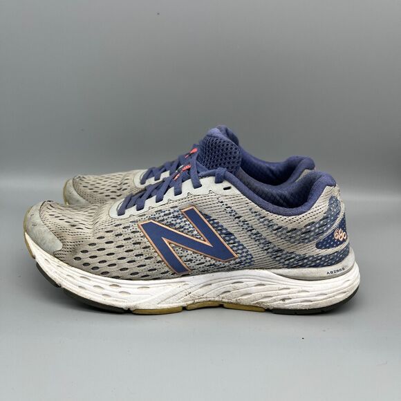 New Balance Sneakers Womens 9 Running 680 V6 Shoes Athletic Gym Workout Track‎ - Picture 1 of 10